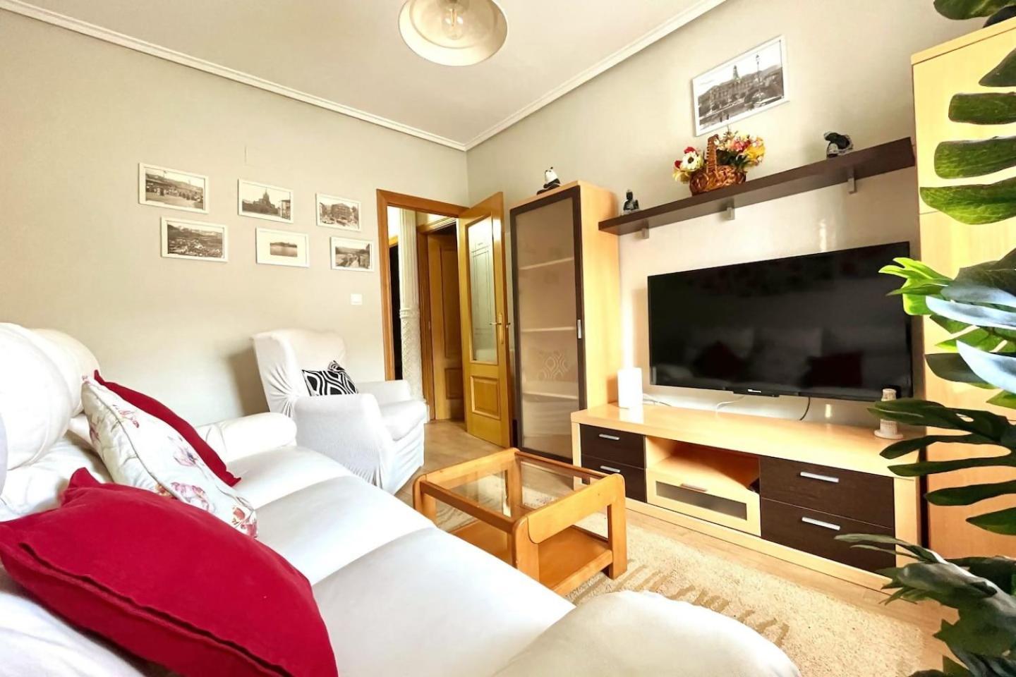 Tranquilo Apartamento Cerca Del Casco Viejo Bilbao Bagian luar foto